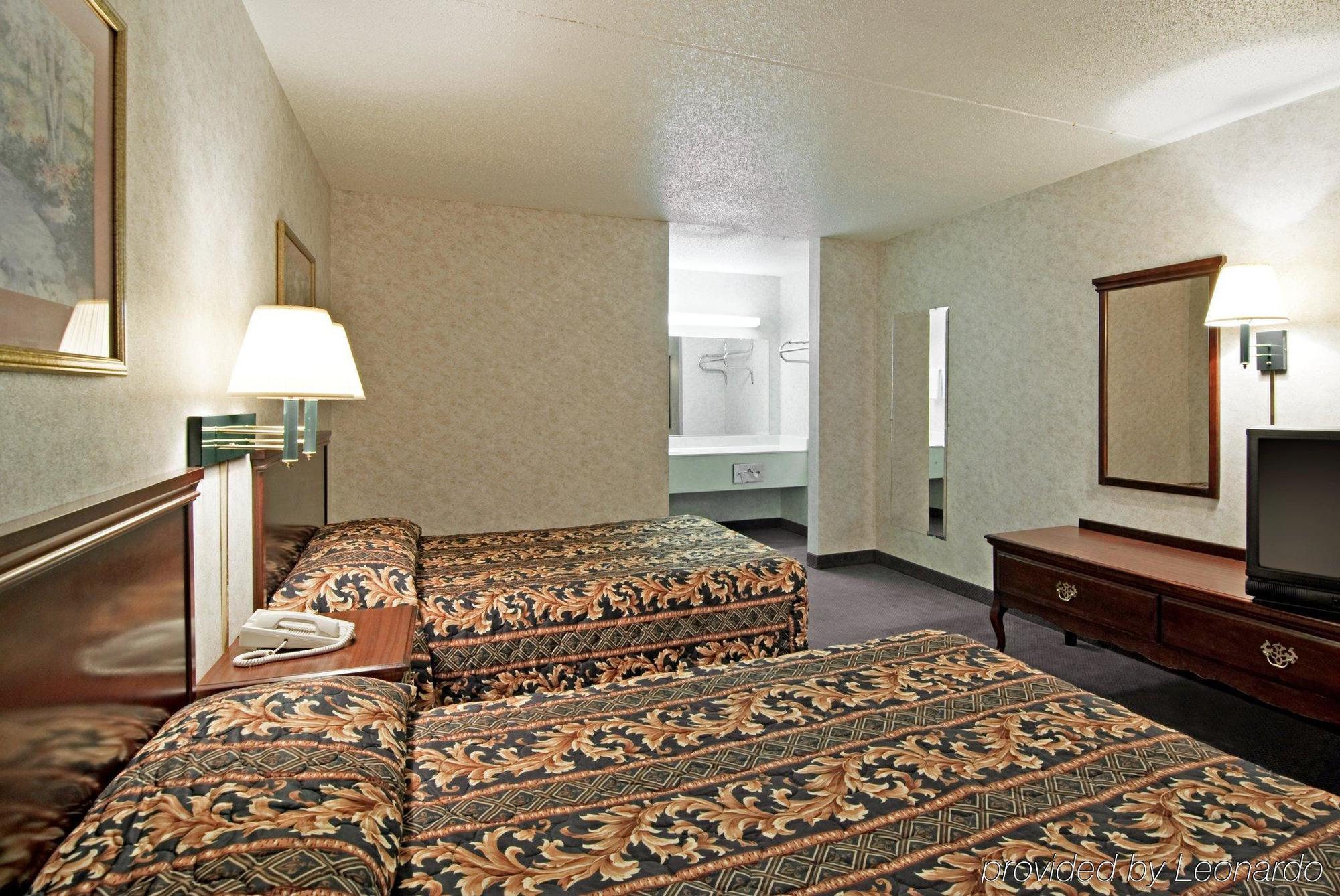 America'S Best Value Inn & Suites - Memphis/Graceland Bilik gambar