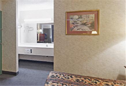 America'S Best Value Inn & Suites - Memphis/Graceland Bilik gambar