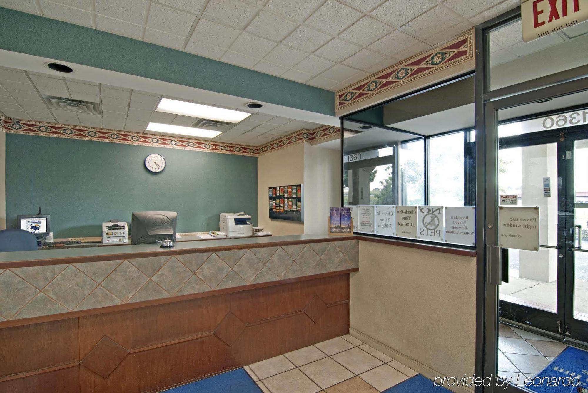 America'S Best Value Inn & Suites - Memphis/Graceland Dalaman gambar
